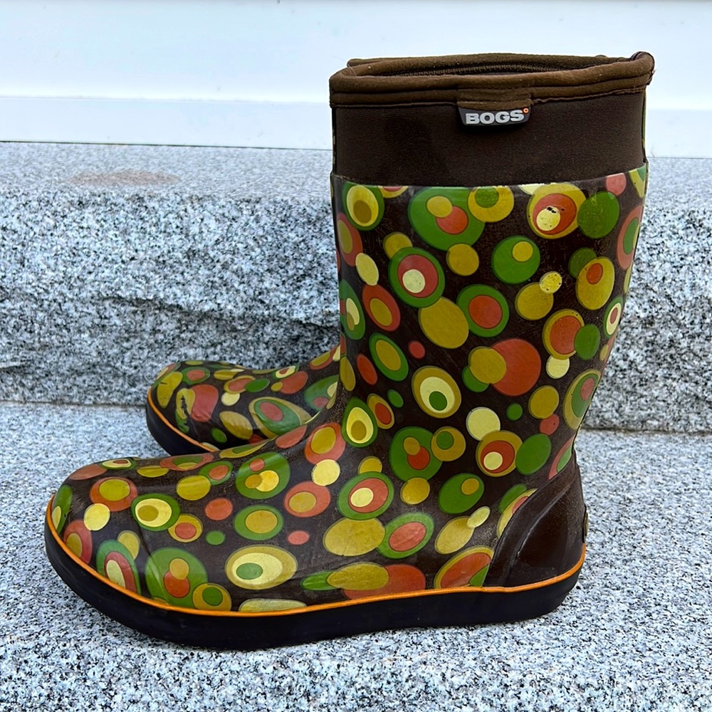 Bogs | Ladies Taylor Mattie Insulated Boots in Brown Bubbles Print Size 10